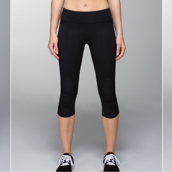 Lululemon Run Pace Crop black leggings size 4 - Picture 2 of 13